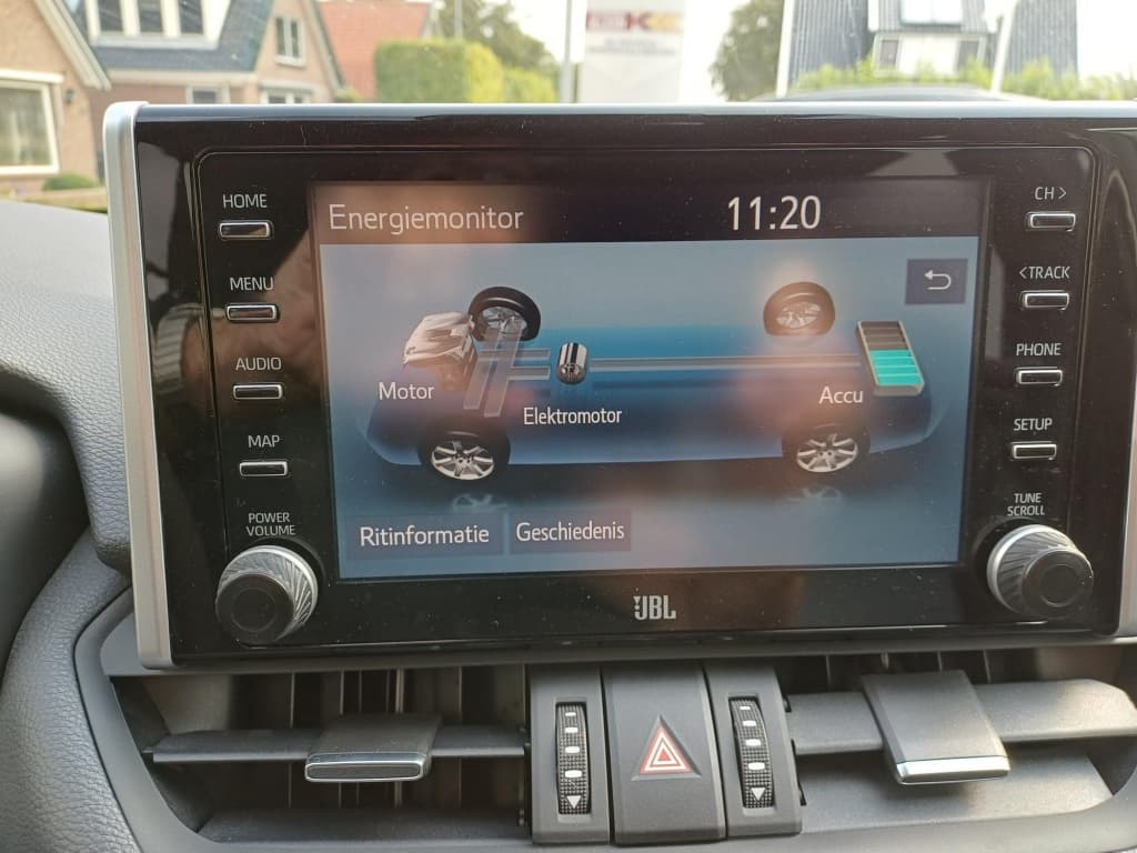 Toyota RAV4 thumbnail 17