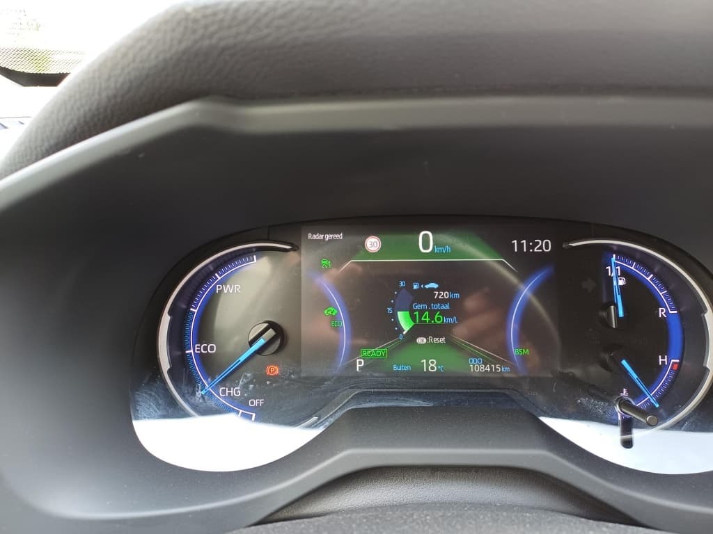 Toyota RAV4 thumbnail 21