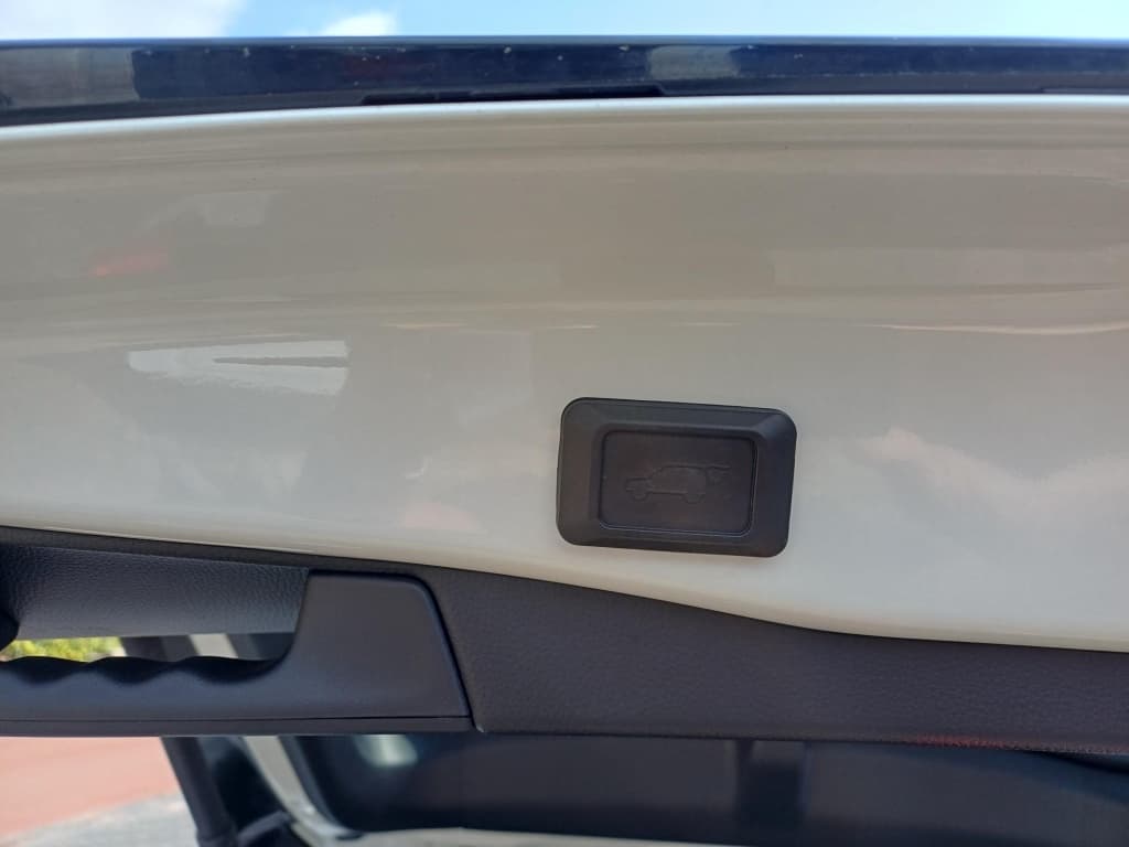 Toyota RAV4 thumbnail 26