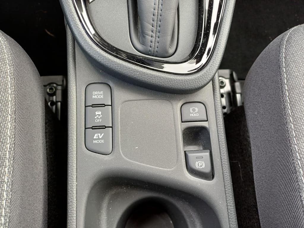 Toyota Yaris Cross thumbnail 17