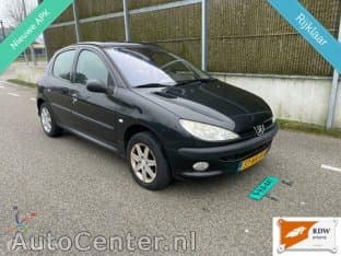 Peugeot 206 1.4-16v Gentry Nap/airco/nwe Apk/pano