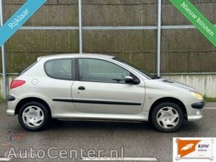 Peugeot 206 1.4 Gentry Nap/lage Km Stand/nwe Banden thumbnail 3