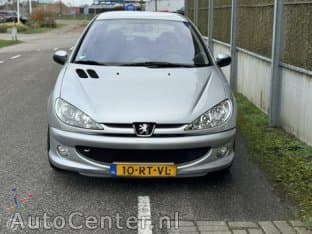 Peugeot 206 1.4-16v Quiksilver Nap/airco/lage Km Stand thumbnail 8