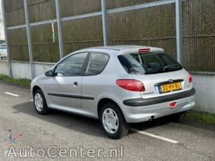 Peugeot 206 1.4 Gentry Nap/airco/nwe Apk/nette Auto thumbnail 4