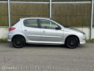 Peugeot 206 1.4 Air-line 2 Nap/airco/nwe Koppeling/nette Auto thumbnail 6