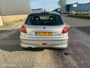 Peugeot 206 1.4-16v Quiksilver Nap/airco/elek.pakket thumbnail 8