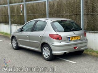 Peugeot 206 1.4 Forever Nap/nwe Koppakking/nwe Db Riem thumbnail 5