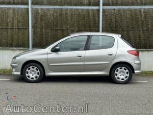 Peugeot 206 1.4 Forever Nap/nwe Koppakking/nwe Db Riem thumbnail 6