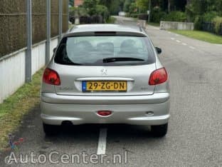 Peugeot 206 1.4 Forever Nap/nwe Koppakking/nwe Db Riem thumbnail 8