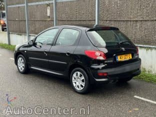 Peugeot 206+ 1.4 Xs Nap/airco/nwe Apk/nette Auto thumbnail 5