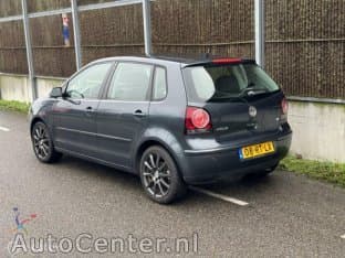 Volkswagen Polo 1.4-16v Sportline Automaat/nap/airco/stoelverwarming thumbnail 4