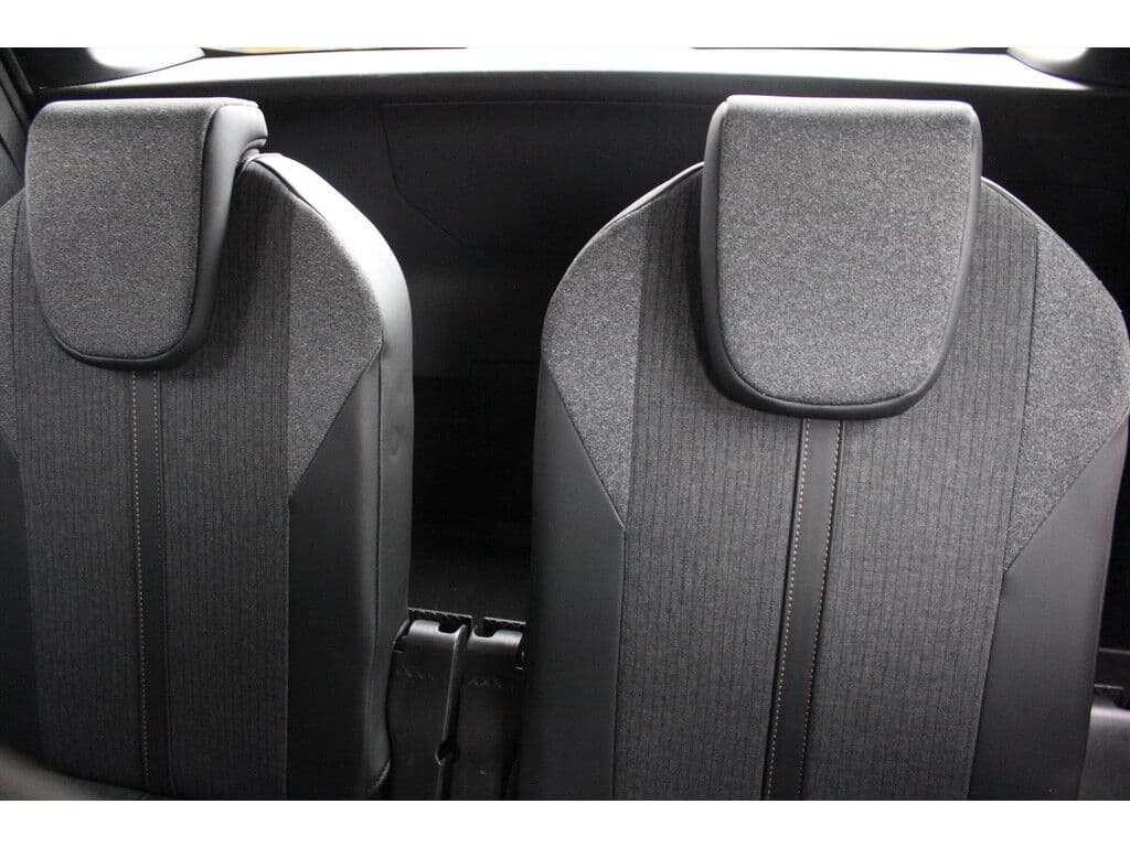 Peugeot 5008 1.2 Puretech *Gt-Line* | Motor = 0km | Schuifdak | Camera | Half-Leder | Carplay | Navigatie | Cruise & Climate Control | thumbnail 16