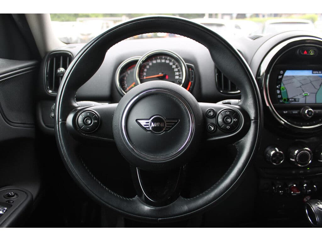 Mini Countryman Mini (F60) 1.5 *One* Aut. | Supergreen | Navigatie | Cruise Control | A/C | Bluetooth | Orig. Nl | thumbnail 7