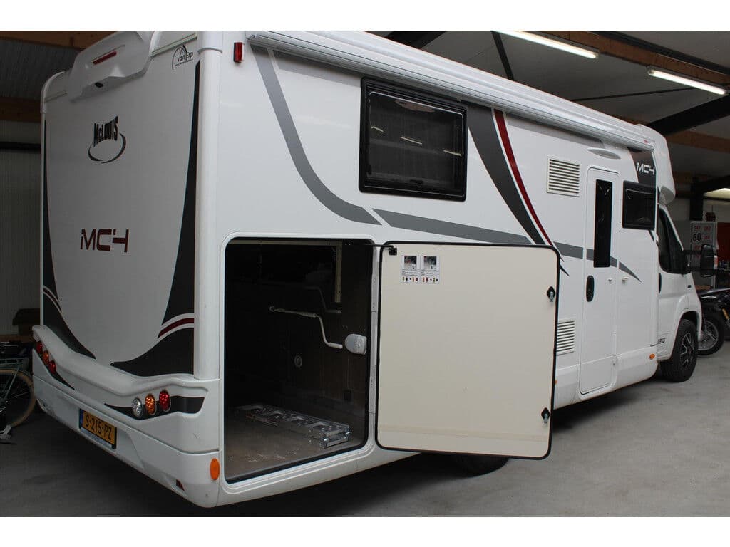 Mclouis Mc4 Mclouis 881g Integraal | Luifel | Navigatie | Grote Garage | Queens Bed | thumbnail 2