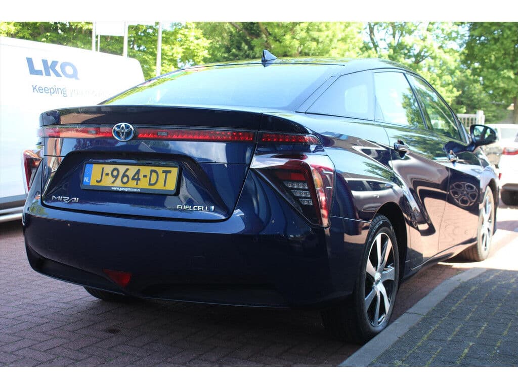 Toyota Mirai *Executive* | Leder | Camera | Stoelverwarming | Cruise & Climate Control | Pdc | Privacy | Bluetooth | Navigatie | thumbnail 4
