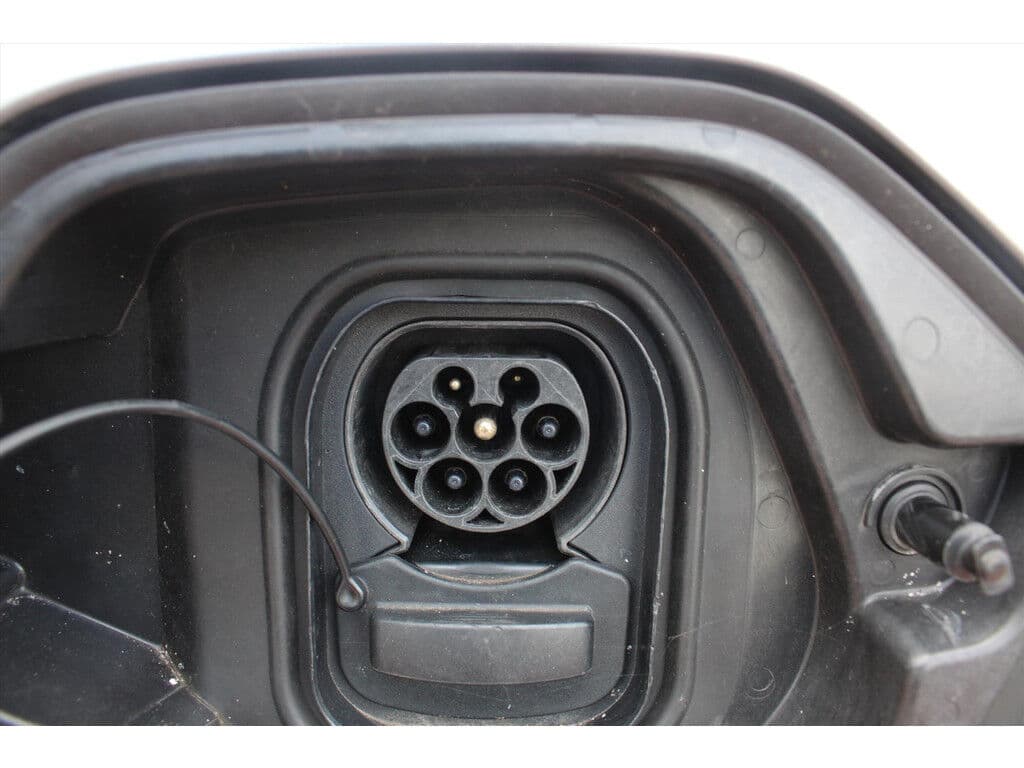 Peugeot E-208 Ev 50kwh *Allure* | 3 Fase | Soh 98.69% | Carplay | Camera | Stoel Verwarming | Pdc | Privacy | Navigatie | Cruise & Climate Control | Bluetooth | thumbnail 14