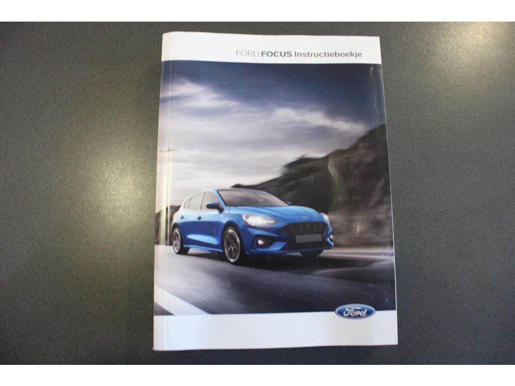 Ford Focus 1.0 Ecoboost *Business* | Carplay | Camera | Stoel & Stuur Verwarming | Cruise & Control | Cruise & Climate Control | Pdc | Navigatie | Bluetooth | thumbnail 16