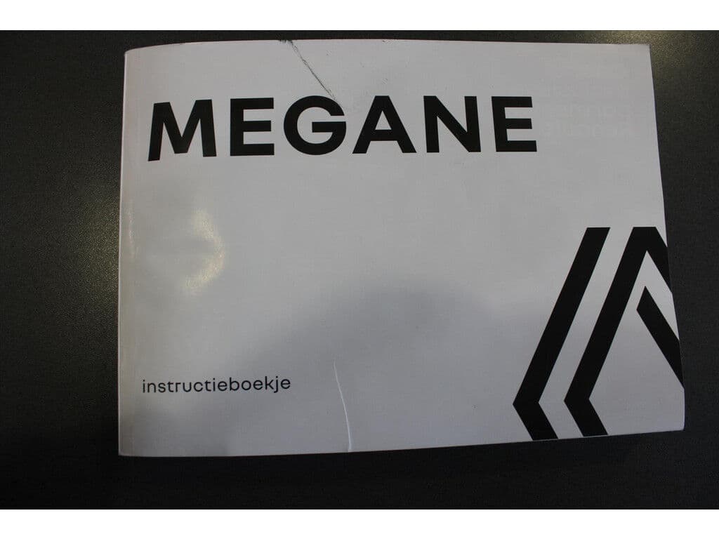 Renault MéGane Estate 1.3 Tce Aut. *Intens* | Trekhaak | Carplay | Cruise & Climate Control | Pdc | Navigatie | Privacy | Bluetooth | Navigatie | thumbnail 17