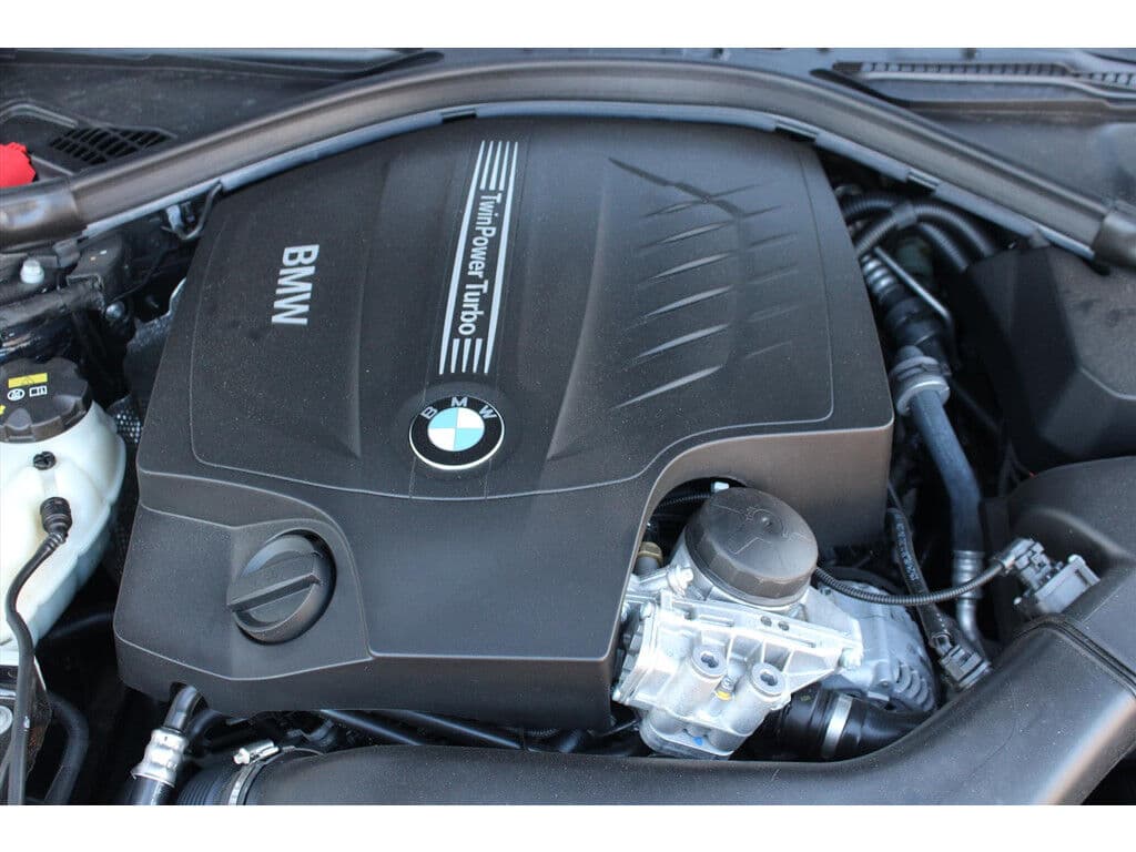 Bmw 4 Serie 435i Xdrive | M-Sport | 306pk | Vol-Led | Wit-Leder | Memory | Navigatie | Camera | Cruise & Climate Control | thumbnail 6