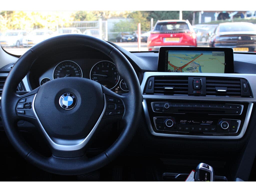 Bmw 4 Serie 435i Xdrive | M-Sport | 306pk | Vol-Led | Wit-Leder | Memory | Navigatie | Camera | Cruise & Climate Control | thumbnail 7