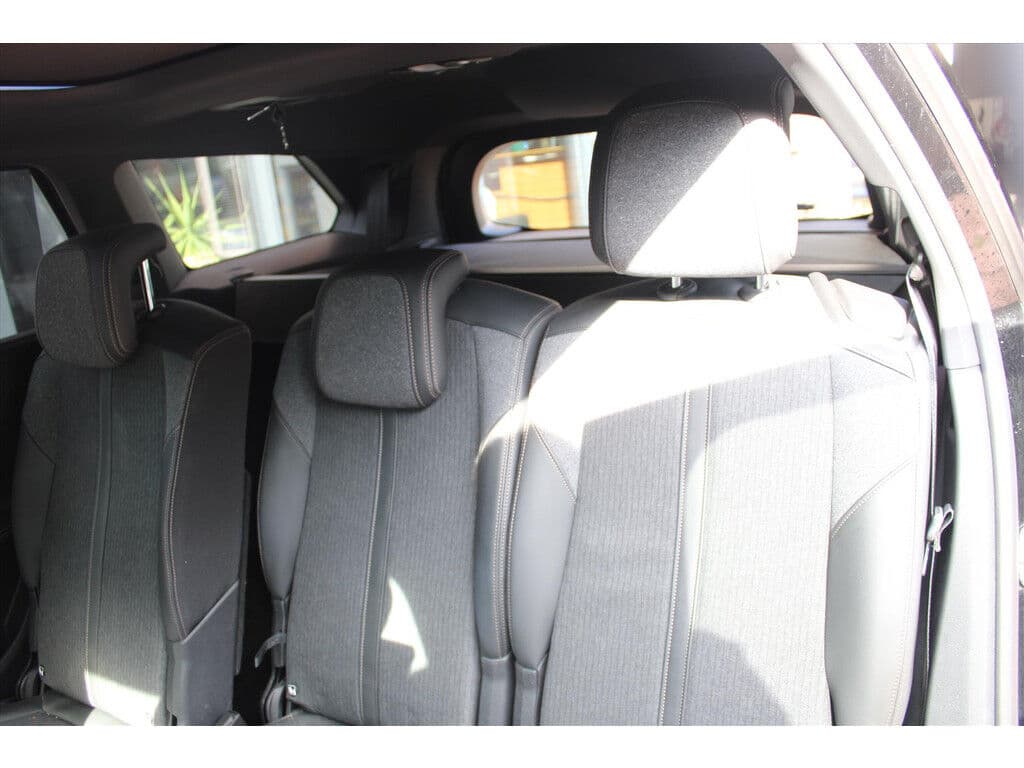 Peugeot 5008 1.2 Puretech *Gt-Line* | Schuifdak | Camera | Carplay | Cruise & Climate Control | Navigatie | Pdc | Half-Leder | | Orig. Nl | thumbnail 16