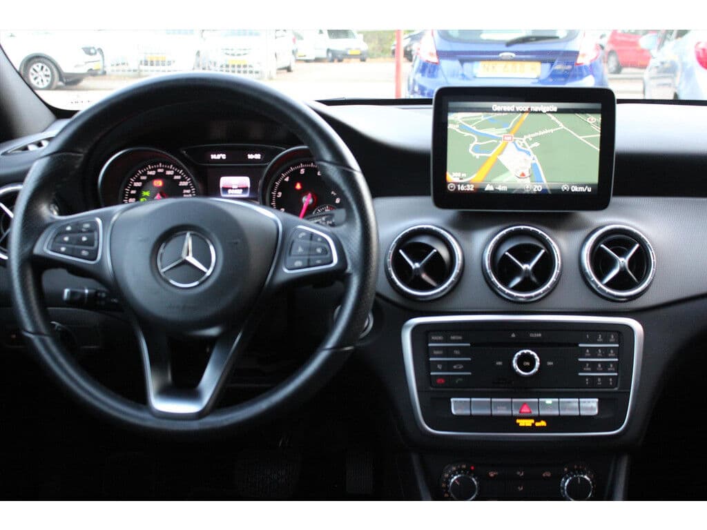 Mercedes-Benz Cla Shooting Brake 180 7-Aut. *Business* | Half-Leder | Camera | Cruise Control | A/C | Pdc | Navigatie | Orig. Nl | thumbnail 6