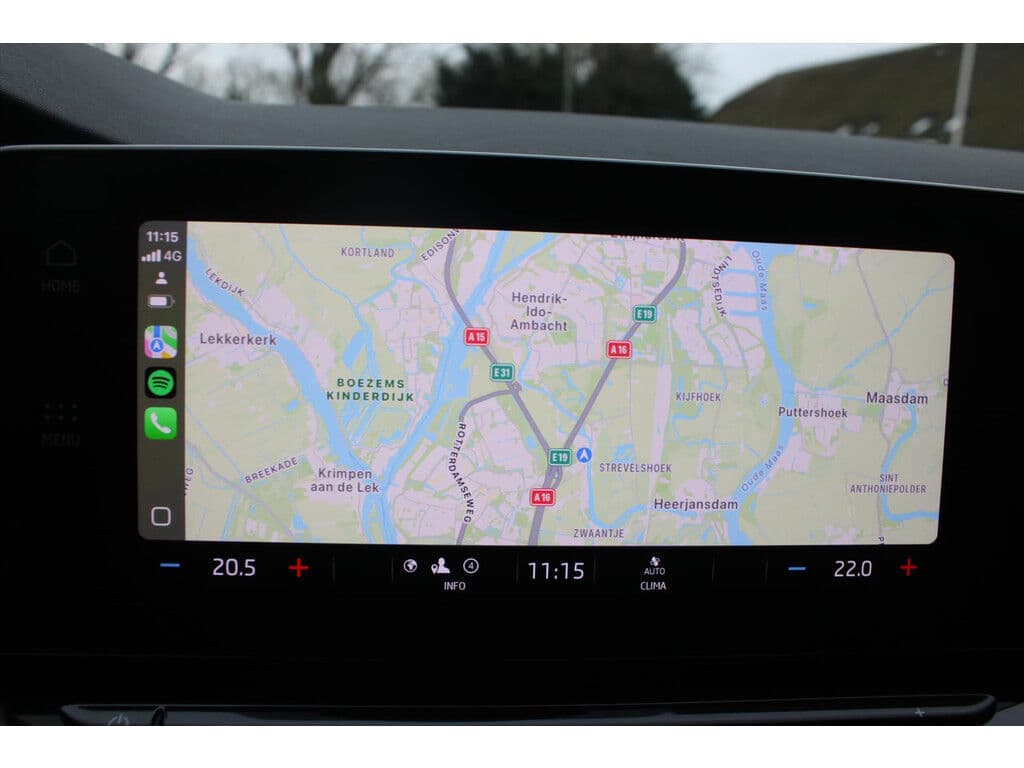 ŠKoda Octavia Combi 1.0 E-Tsi Hybrid Dsg *Ambition* | Trekhaak | Carplay | Cruise & Climate | Pdc | Navigatie | Bluetooth | Privacy | Orig.Nl | thumbnail 8