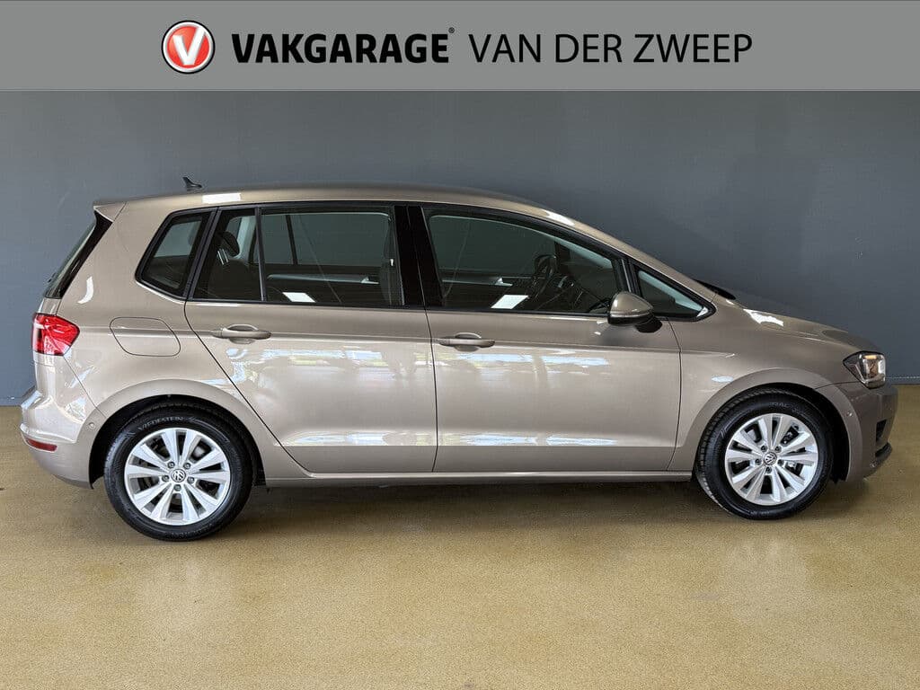 Volkswagen Golf Sportsvan 1.4 Tsi Business Edition Dsg | Adaptive Cruise | Navi thumbnail 4