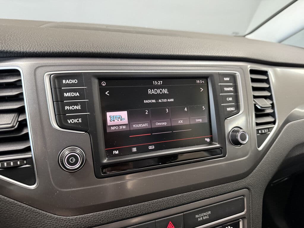 Volkswagen Golf Sportsvan 1.4 Tsi Business Edition Dsg | Adaptive Cruise | Navi thumbnail 17