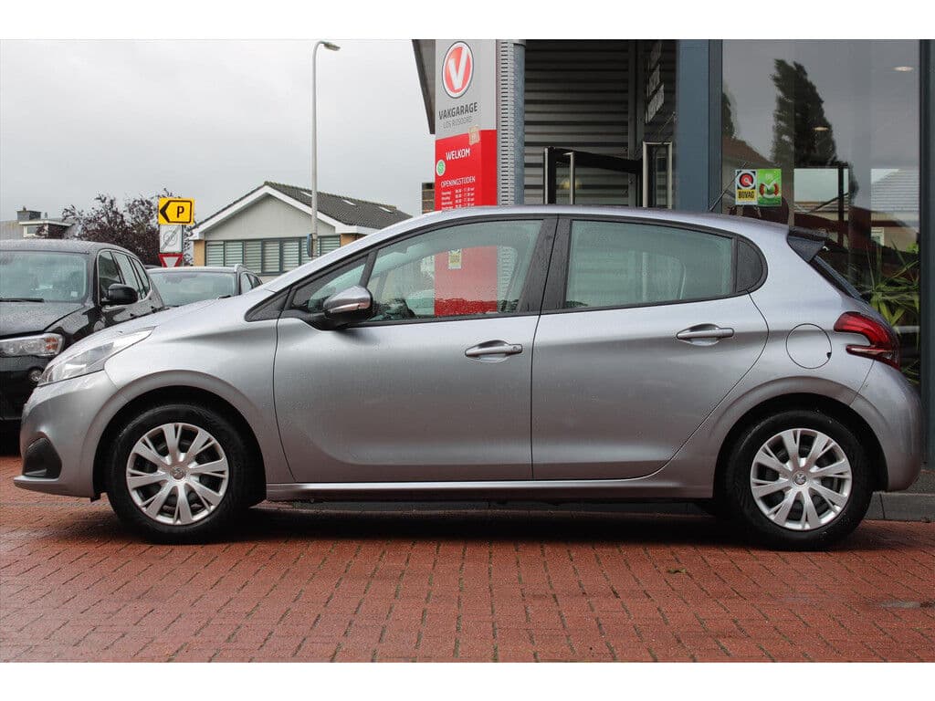 Peugeot 208 1.2 Puretech *Blue* | Door Ons Oh | Carplay | Navigatie | Bluetooth | A/C | Cruise Control | thumbnail 2