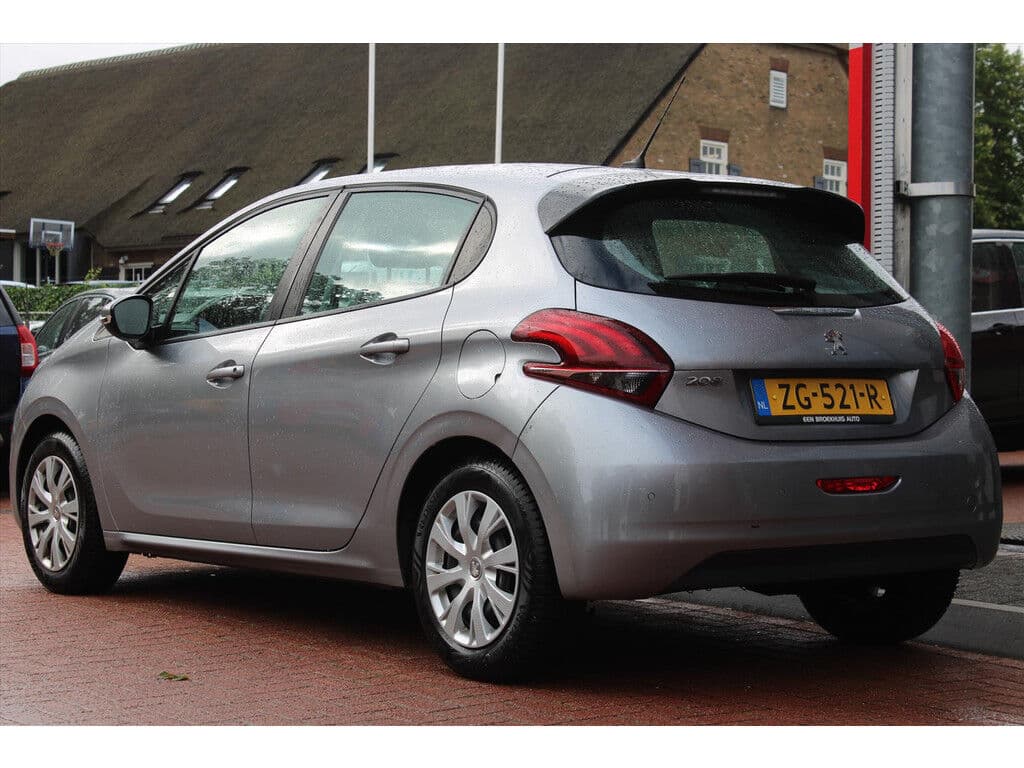 Peugeot 208 1.2 Puretech *Blue* | Door Ons Oh | Carplay | Navigatie | Bluetooth | A/C | Cruise Control | thumbnail 3
