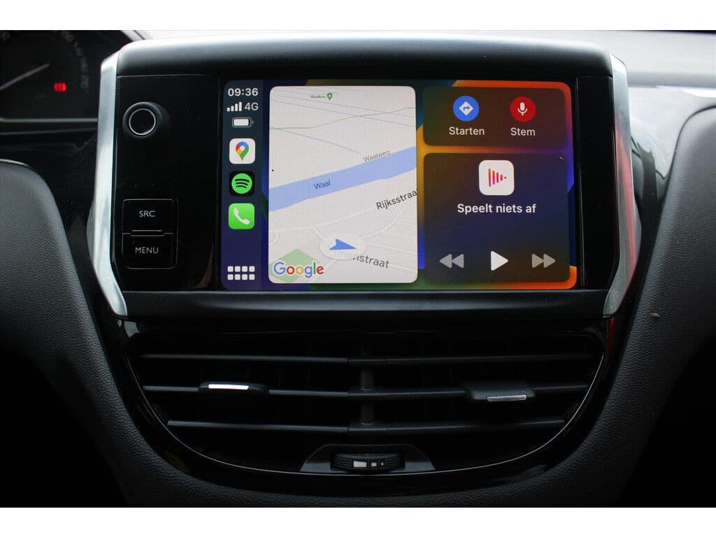 Peugeot 208 1.2 Puretech *Blue* | Door Ons Oh | Carplay | Navigatie | Bluetooth | A/C | Cruise Control | thumbnail 9