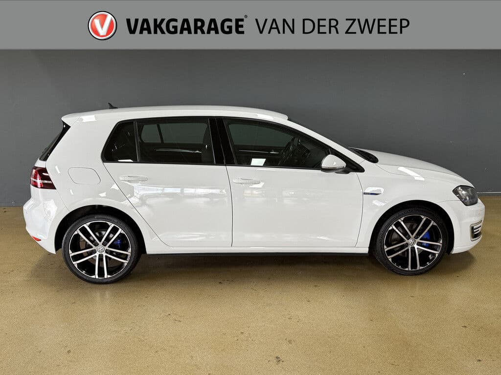 Volkswagen Golf 1.4 Tsi Gte | Navi thumbnail 4