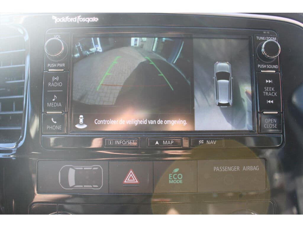 Mitsubishi Outlander 2.0 Phev *Instyle* | Trekhaak | Camera | Leder | Navigatie | Cruise & Climate Control | Stoel & Stuurverwarming | thumbnail 10