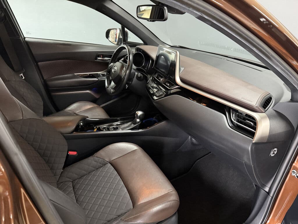 Toyota C-Hr 1.8 Hybrid Premium | Automaat | thumbnail 7