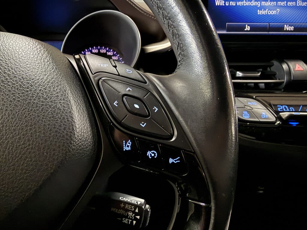 Toyota C-Hr 1.8 Hybrid Premium | Automaat | thumbnail 13