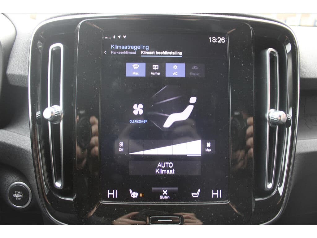 Volvo Xc40 T4 Aut. *Momentum* | Carplay | Cruise & Climate Control | Stoelverwarming | Camera | Navigatie | Pdc | Privacy | Half-Leder | Orig.Nl | thumbnail 7