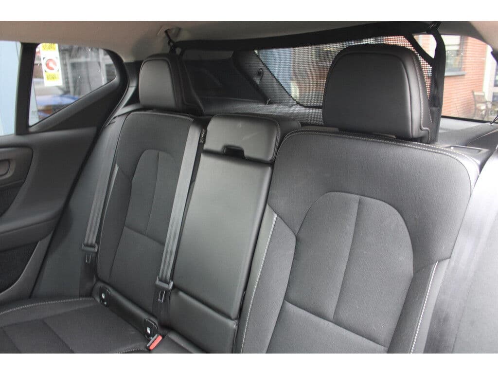 Volvo Xc40 T4 Aut. *Momentum* | Carplay | Cruise & Climate Control | Stoelverwarming | Camera | Navigatie | Pdc | Privacy | Half-Leder | Orig.Nl | thumbnail 14