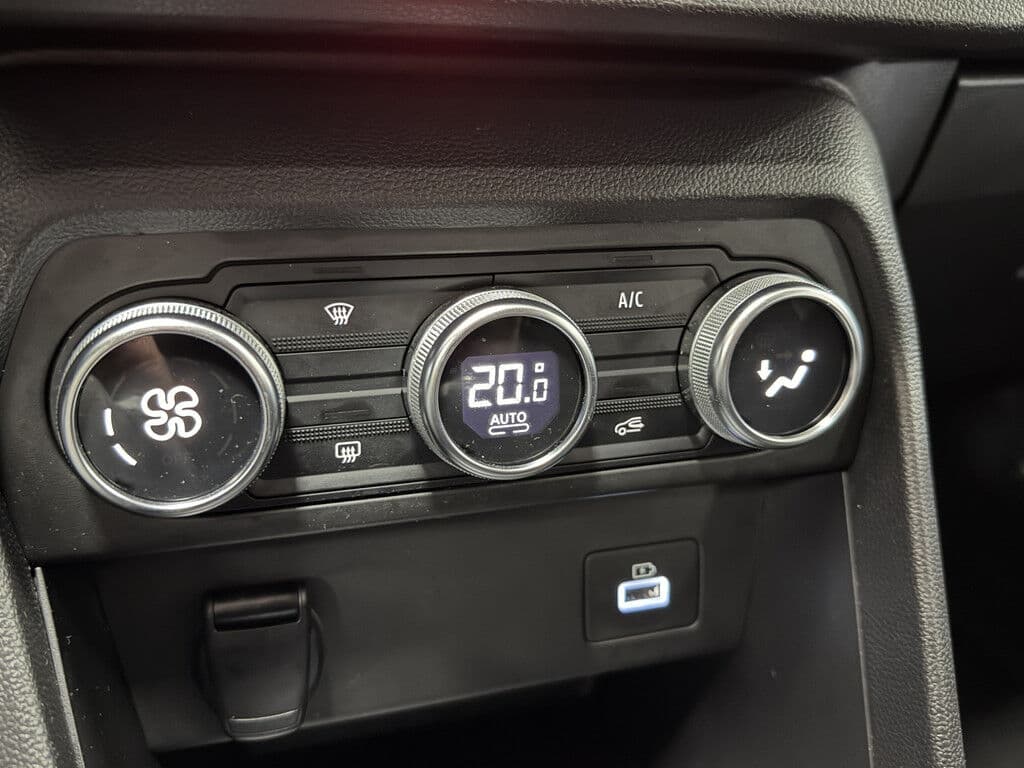 Dacia Jogger 1.0 Tce Extreme 5p. | Navi | Cruise thumbnail 17