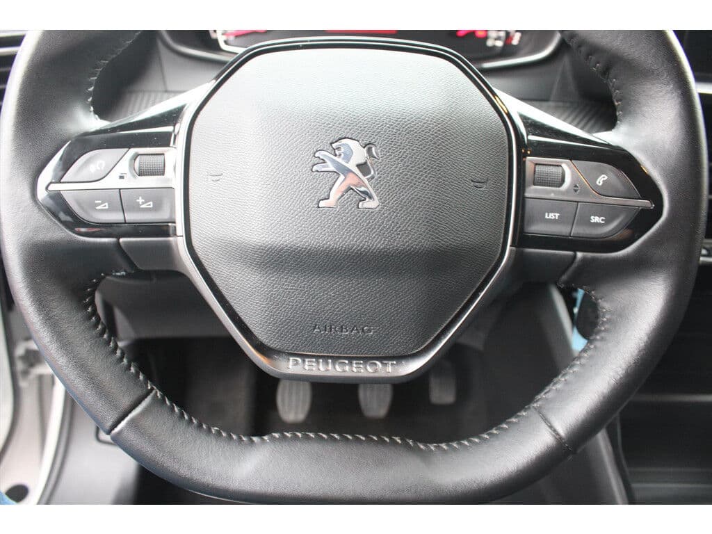 Peugeot 2008 1.2 Puretech *Active* | Carplay | Navigatie | Cruise & Climate Control | Privacy | Pdc | thumbnail 12