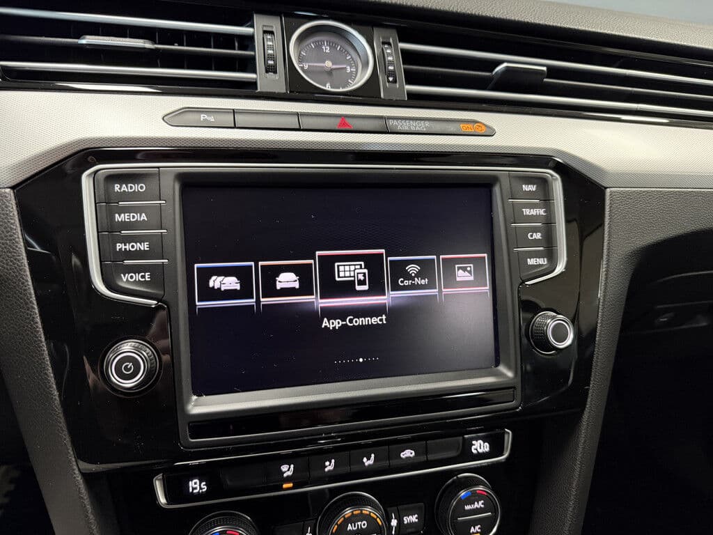 Volkswagen Passat Variant 1.6 Tdi Business Edition Dsg thumbnail 17