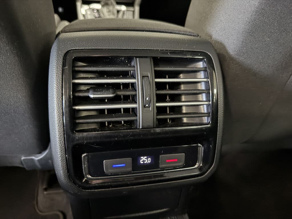 Volkswagen Passat Variant 1.6 Tdi Business Edition Dsg thumbnail 20