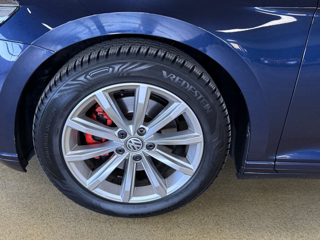 Volkswagen Passat Variant 1.6 Tdi Business Edition Dsg thumbnail 24