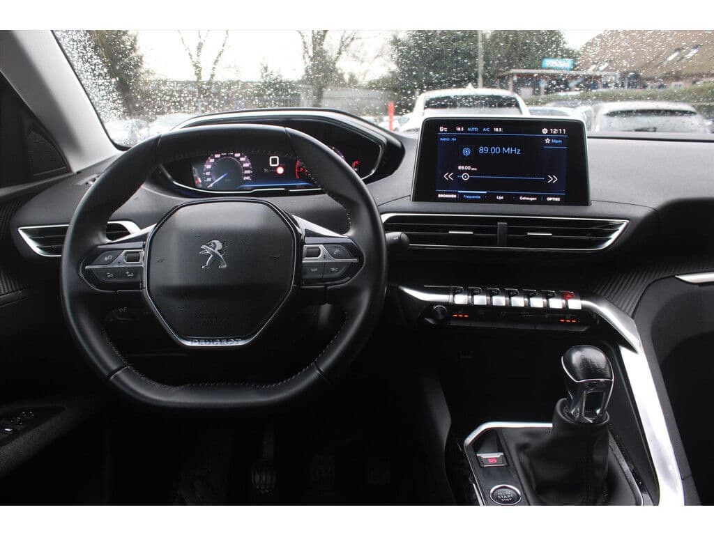 Peugeot 3008 1.2 Puretech *Allure* | Trekhaak | Stoelverwarming | Cruise & Climate Control | Pdc | Privacy | Bluetooth | thumbnail 6