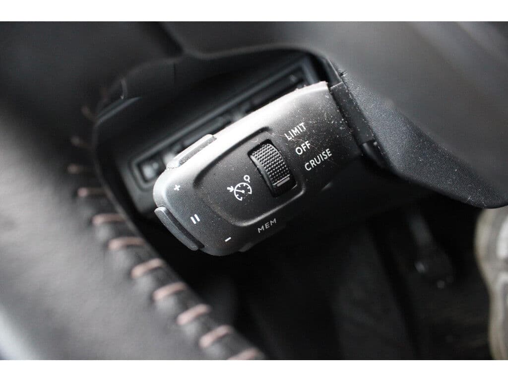 Peugeot 3008 1.2 Puretech *Allure* | Trekhaak | Stoelverwarming | Cruise & Climate Control | Pdc | Privacy | Bluetooth | thumbnail 12