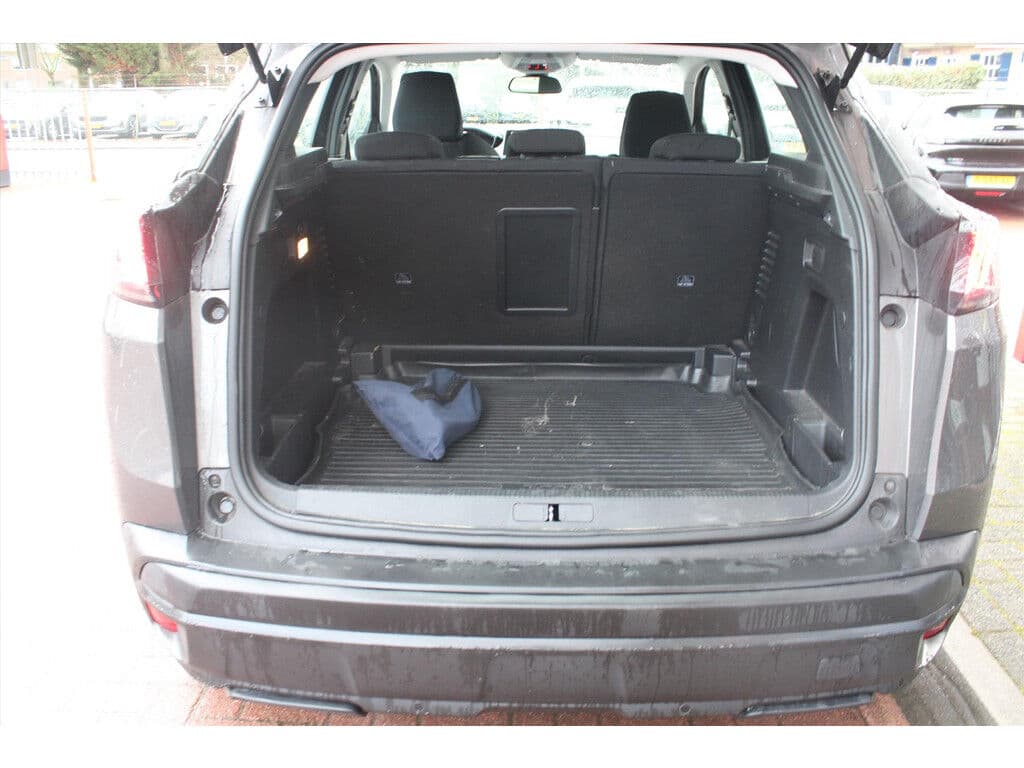 Peugeot 3008 1.2 Puretech *Allure* | Trekhaak | Stoelverwarming | Cruise & Climate Control | Pdc | Privacy | Bluetooth | thumbnail 16