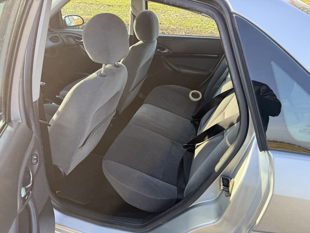 Ford Focus 1.6-16v Ghia | Apk Tot 12-12-2026 thumbnail 10