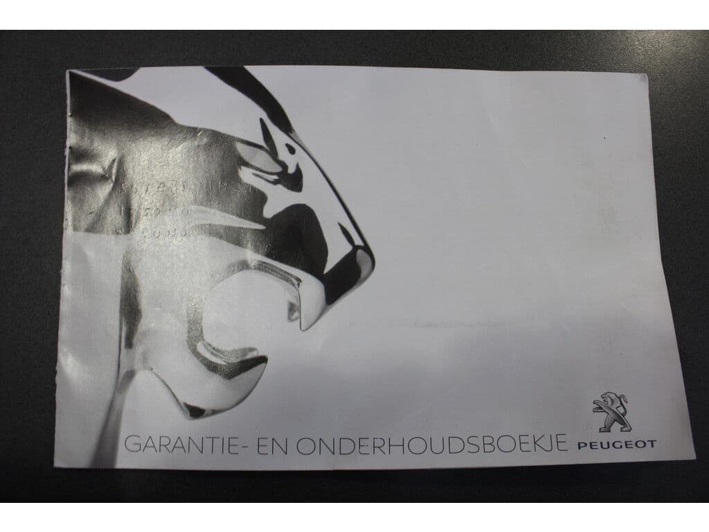 Peugeot 3008 1.2 Puretech *Active* | Trekhaak | Carplay | Camera | Cruise & Climate Control | Pdc | Bluetooth | Navigatie | thumbnail 18