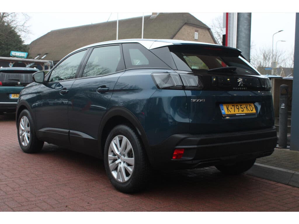 Peugeot 3008 1.2 Puretech *Active* | Carplay | Camera | Cruise & Climate Control | Pdc | Navigatie | Orig. Nl | thumbnail 3