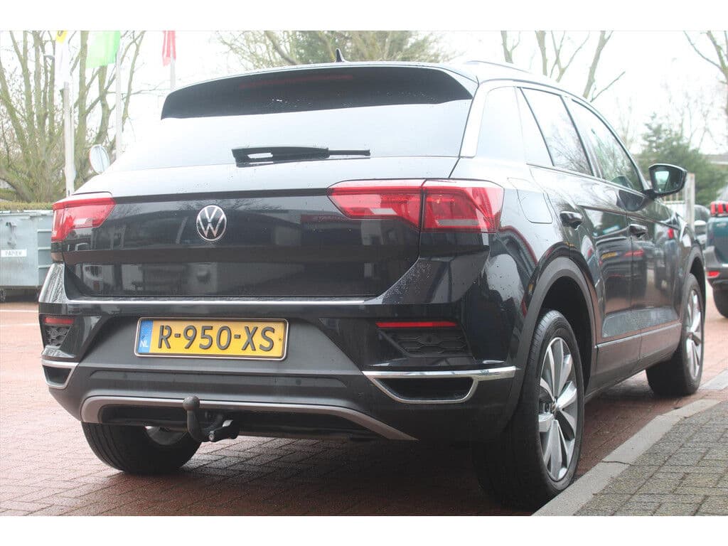 Volkswagen T-Roc 1.5 Tsi Dsg *Business* | Trekhaak | Camera | Adaptive Cruise Control | Carplay | Climate Control | Stoelverwarming | Navigatie | thumbnail 4